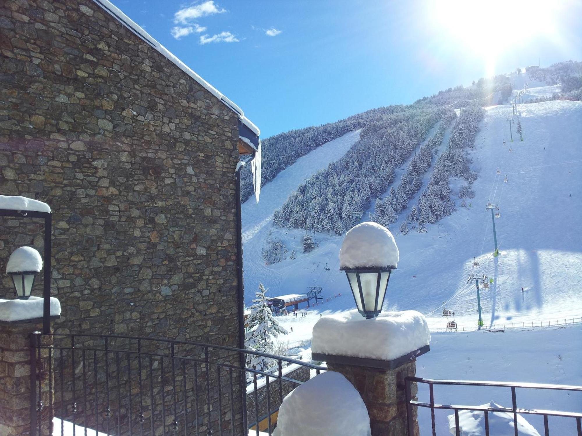 Apartaments Turistics Pirineu Солдеу Экстерьер фото